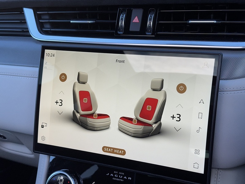 Jaguar F-PACE 2022'22 P550 V8 SVR | Pan Roof | Best Interior! - U8859