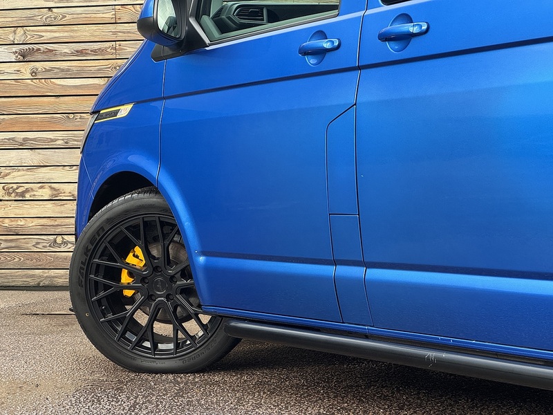 Volkswagen Transporter 2021'21 TDI T30 Highline | Ravenna Blue | Velare Wheels - U8861