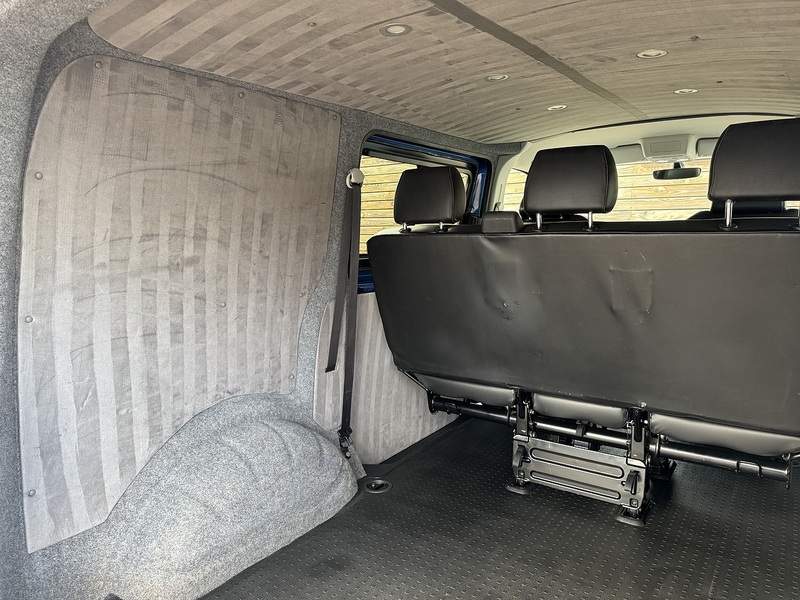 Volkswagen Transporter 2021'21 TDI T30 Highline | Ravenna Blue | Velare Wheels - U8861