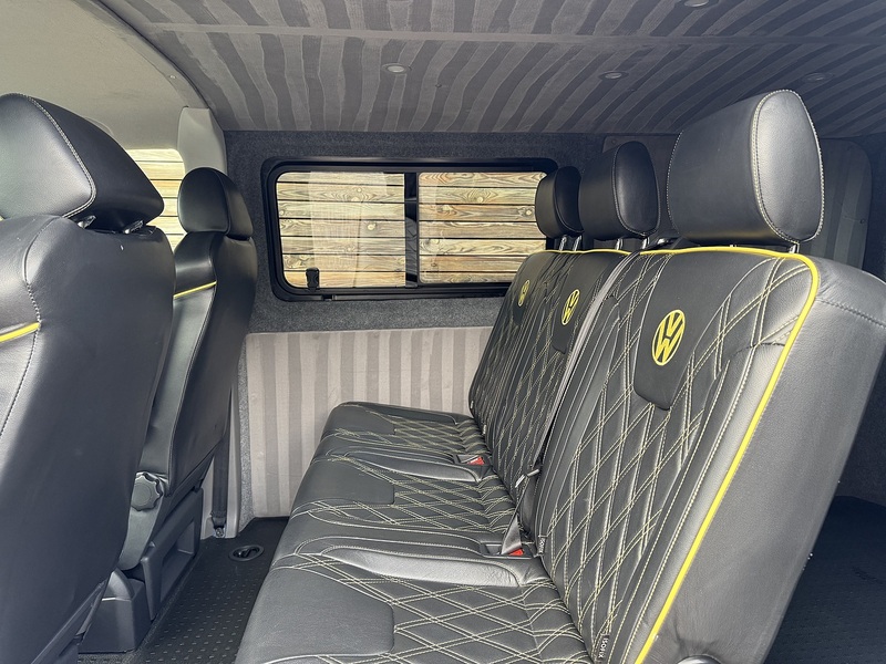 Volkswagen Transporter 2021'21 TDI T30 Highline | Ravenna Blue | Velare Wheels - U8861