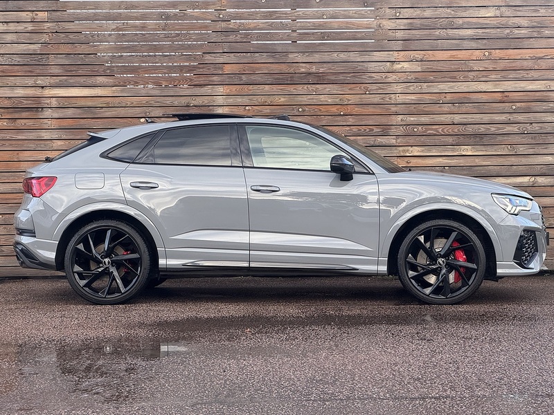 Audi RS Q3 2021'71 TFSI Vorsprung | Pan Roof | RS Sports Exhaust - U8865