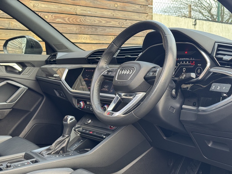 Audi RS Q3 2021'71 TFSI Vorsprung | Pan Roof | RS Sports Exhaust - U8865