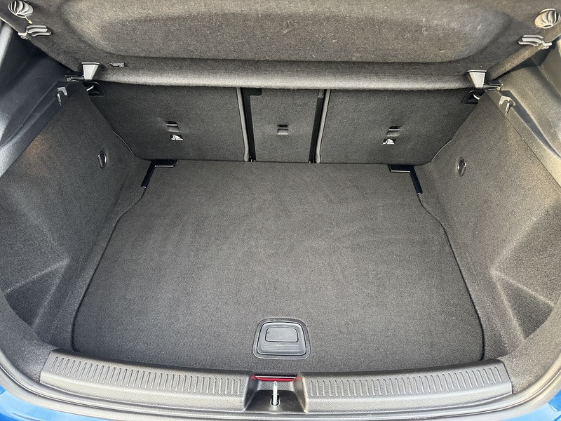 Mercedes-Benz A Class 2024'74 A35h MHEV AMG | Pan Roof | Ambient Lighting - U8873