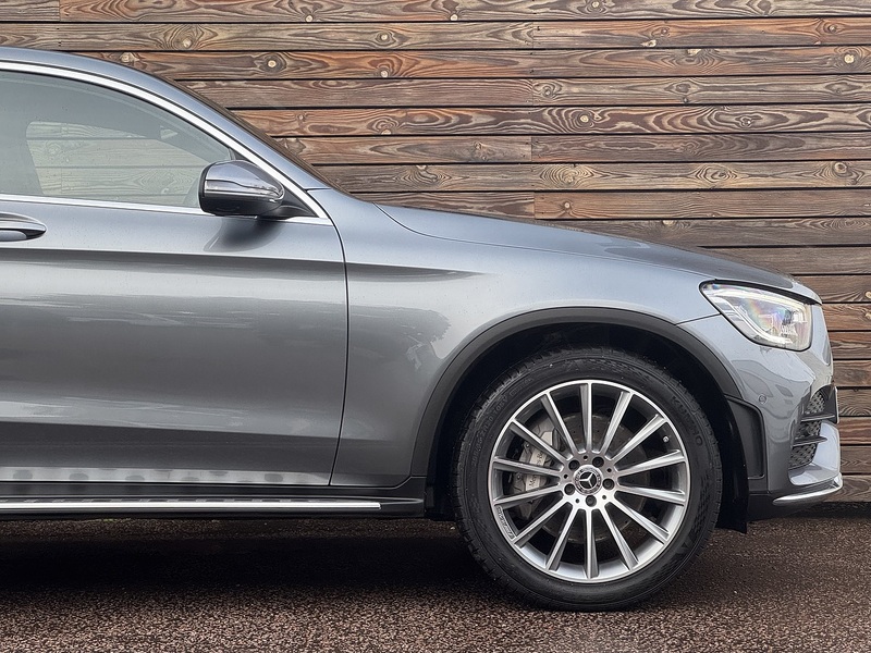 Mercedes-Benz GLC 2022'22 GLC300h MHEV AMG Line Premium | Ambient Lighting - U8880