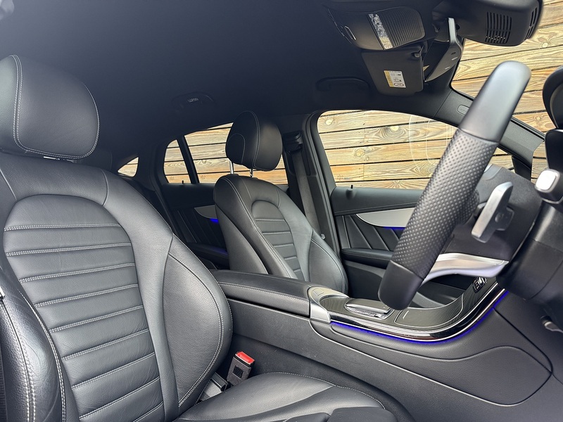 Mercedes-Benz GLC 2022'22 GLC300h MHEV AMG Line Premium | Ambient Lighting - U8880