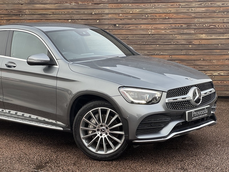 Mercedes-Benz GLC 2022'22 GLC300h MHEV AMG Line Premium | Ambient Lighting - U8880