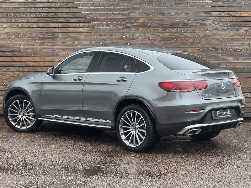 Mercedes-Benz GLC 2022'22 GLC300h MHEV AMG Line Premium | Ambient Lighting - U8880