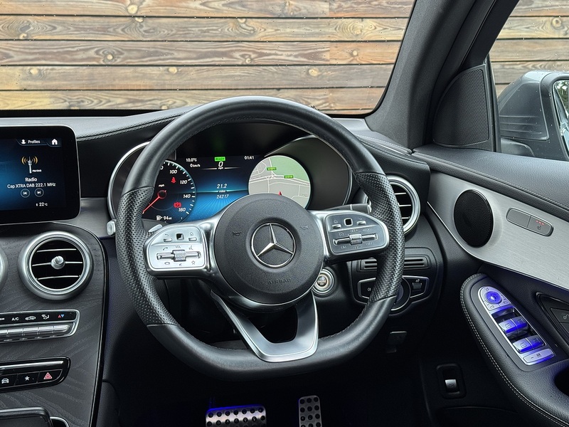 Mercedes-Benz GLC 2022'22 GLC300h MHEV AMG Line Premium | Ambient Lighting - U8880