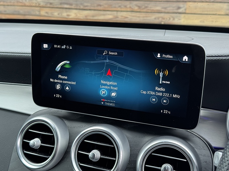 Mercedes-Benz GLC 2022'22 GLC300h MHEV AMG Line Premium | Ambient Lighting - U8880