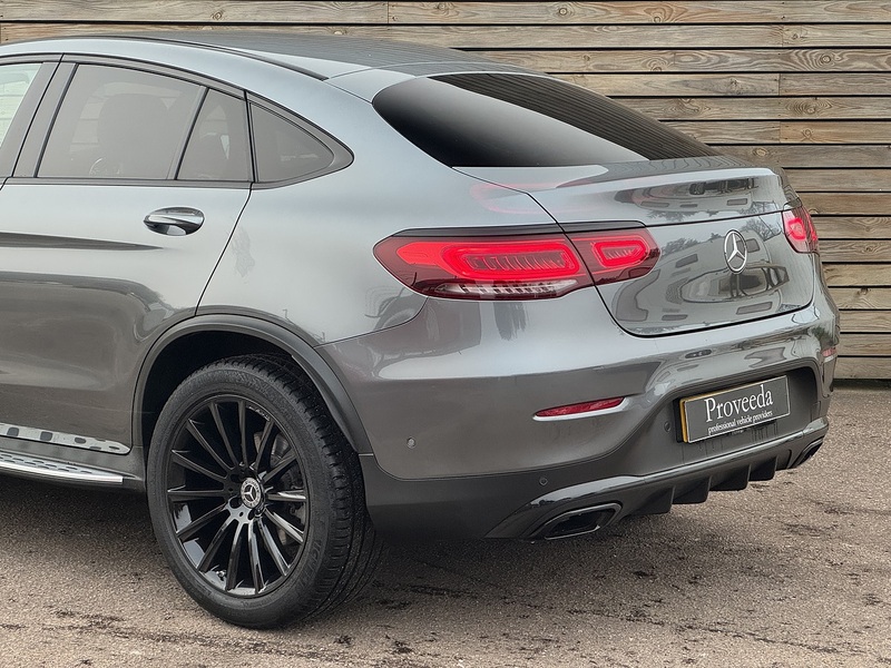 Mercedes-Benz GLC 2022'22 GLC300h MHEV AMG Line Premium | Ambient Lighting | De Chromed - U8880