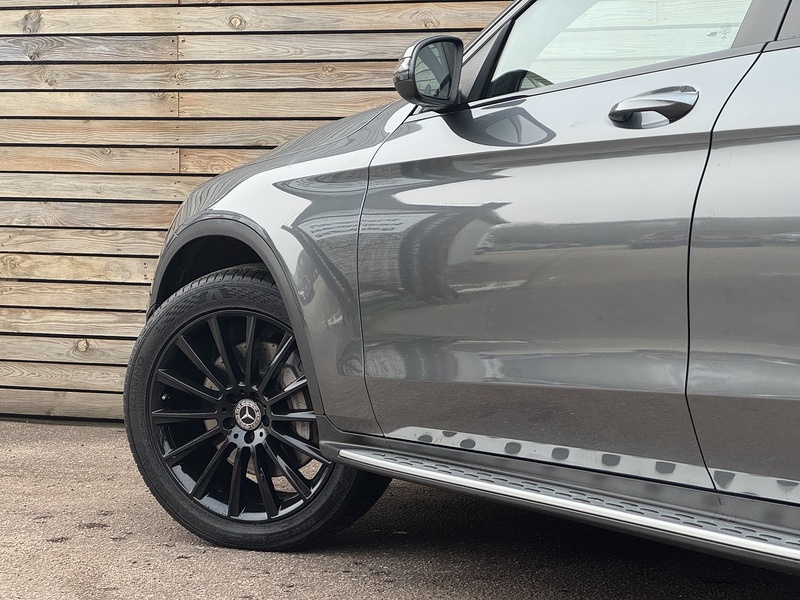 Mercedes-Benz GLC 2022'22 GLC300h MHEV AMG Line Premium | Ambient Lighting | De Chromed - U8880