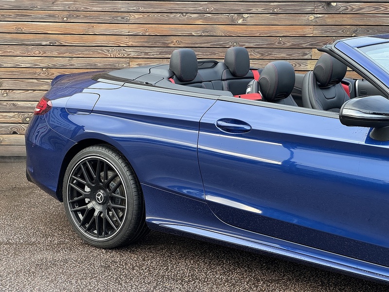 Mercedes-Benz C Class 2019'19 C43 V6 AMG | Ambient Lighting | Brilliant Blue Metallic - U8888