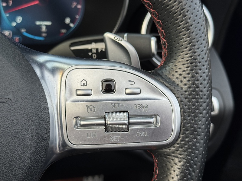 Mercedes-Benz C Class 2019'19 C43 V6 AMG | Ambient Lighting | Brilliant Blue Metallic - U8888