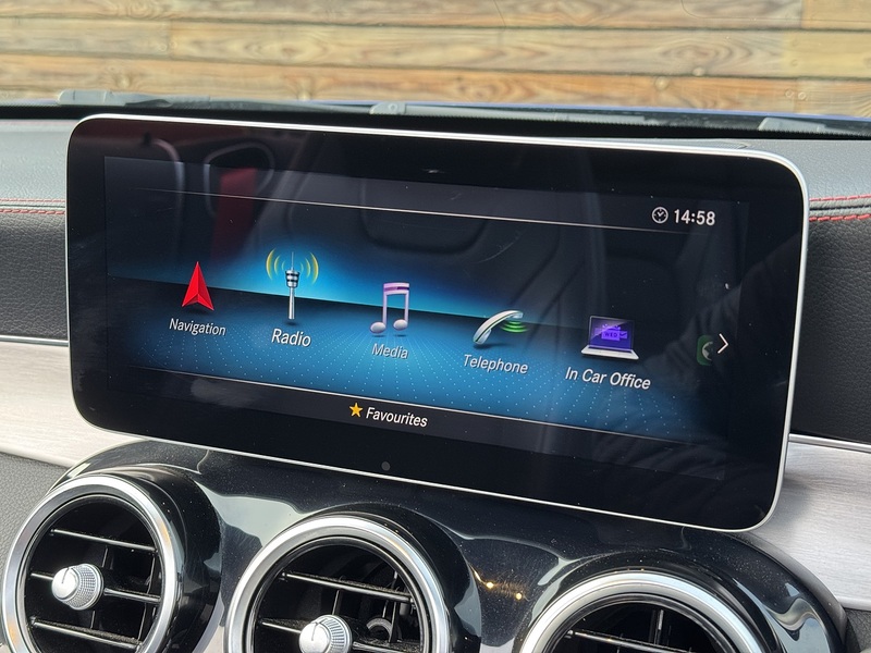 Mercedes-Benz C Class 2019'19 C43 V6 AMG | Ambient Lighting | Brilliant Blue Metallic - U8888