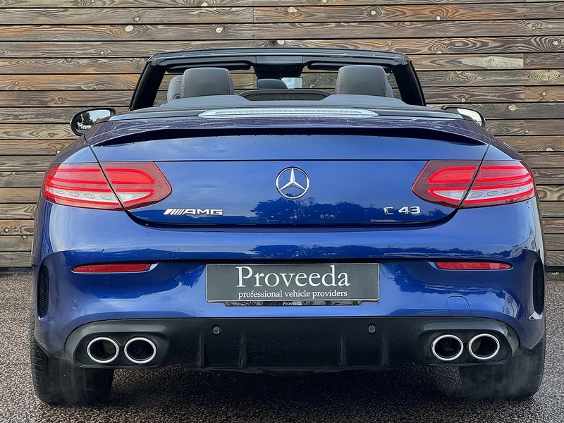 Mercedes-Benz C Class 2019'19 C43 V6 AMG | Ambient Lighting | Brilliant Blue Metallic - U8888