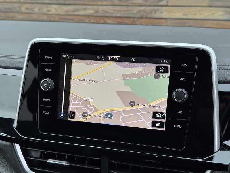 Volkswagen T-Roc 2023'73 TSI R-Line | Parking Sensors | Great Spec! - U8901