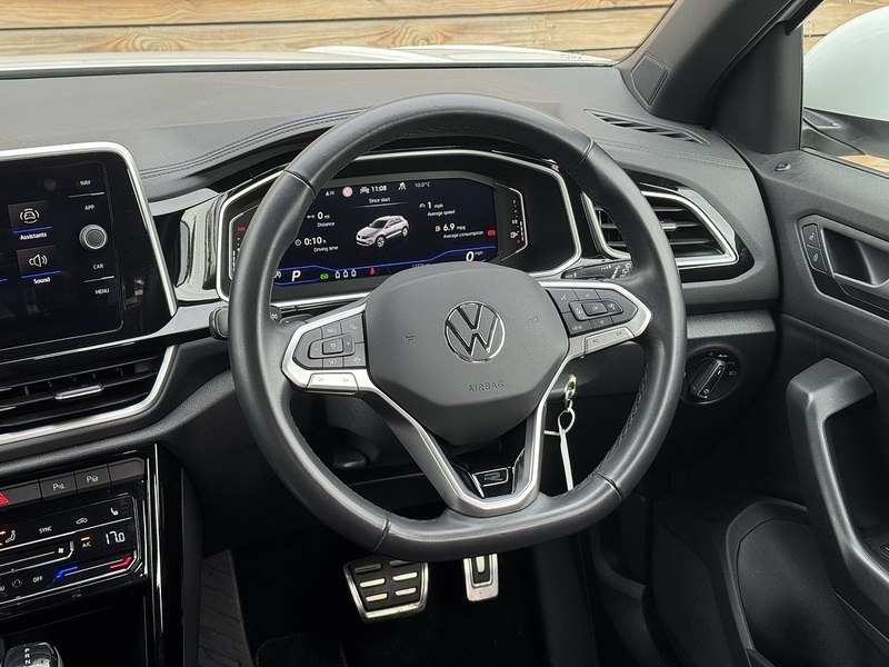 Volkswagen T-Roc 2023'73 TSI R-Line | Parking Sensors | Great Spec! - U8901