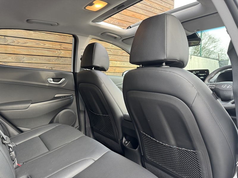 Hyundai KONA 2022'22 T-GDi MHEV Ultimate | Big Spec! | Pan Roof - U8912