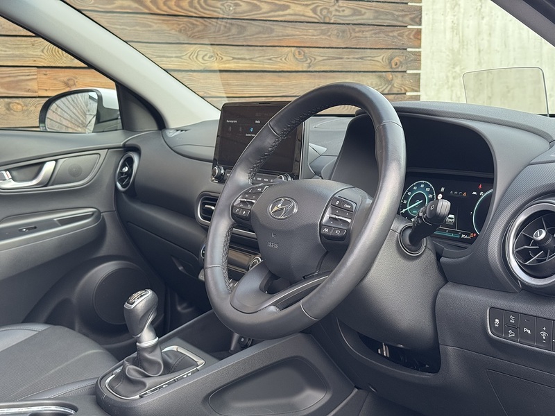 Hyundai KONA 2022'22 T-GDi MHEV Ultimate | Big Spec! | Pan Roof - U8912