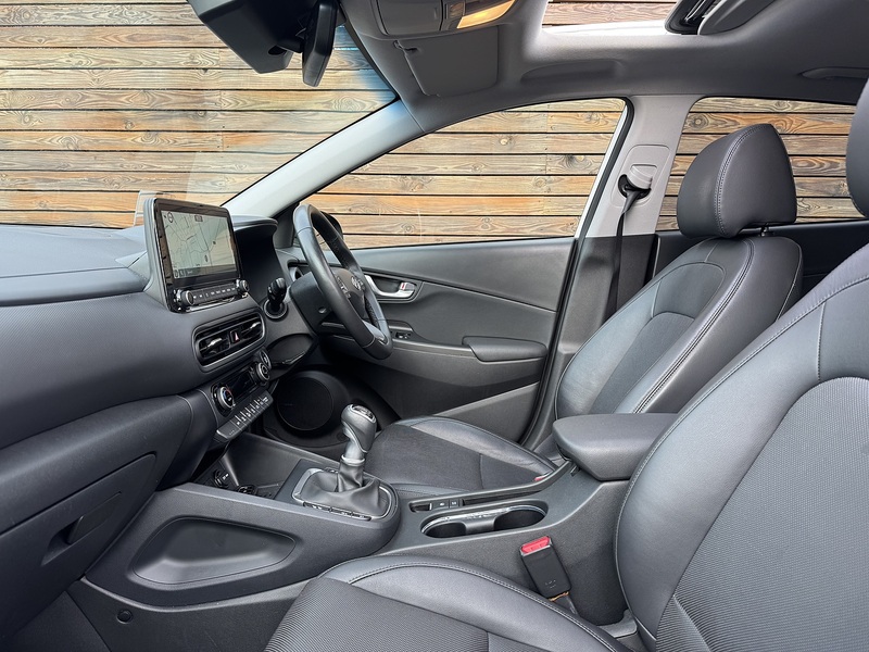 Hyundai KONA 2022'22 T-GDi MHEV Ultimate | Big Spec! | Pan Roof - U8912