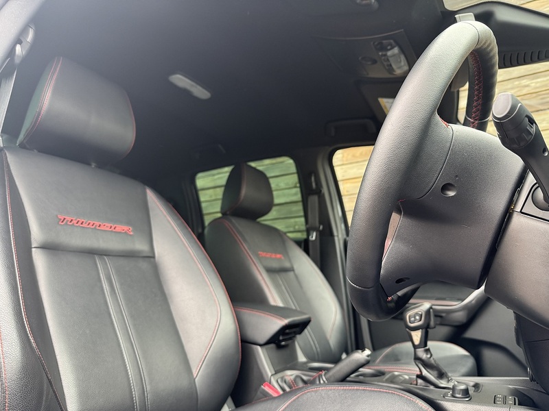 Ford Ranger 2020'70 EcoBlue Wildtrak | Side Steps | Mud Flaps - U8925