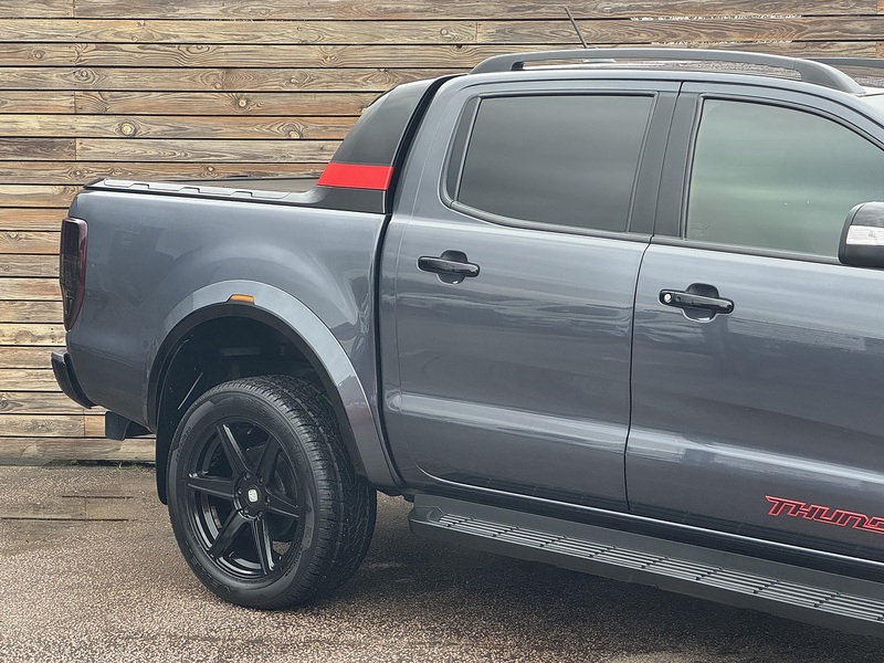 Ford Ranger 2020'70 EcoBlue Wildtrak | Side Steps | Mud Flaps - U8925