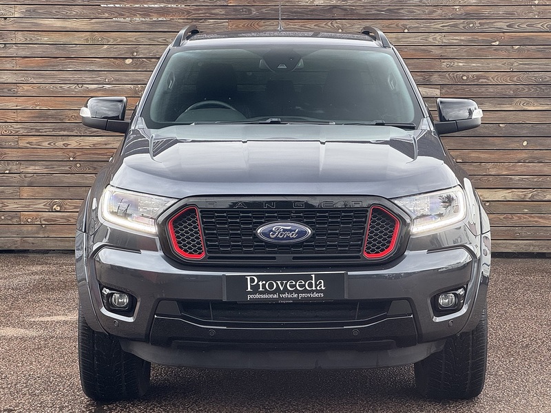 Ford Ranger 2020'70 EcoBlue Wildtrak | Side Steps | Mud Flaps - U8925