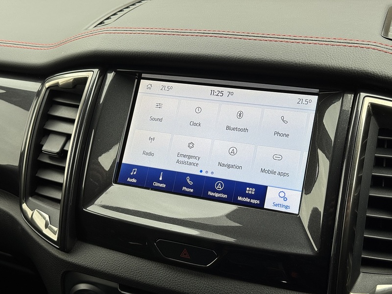 Ford Ranger 2020'70 EcoBlue Wildtrak | Side Steps | Mud Flaps - U8925