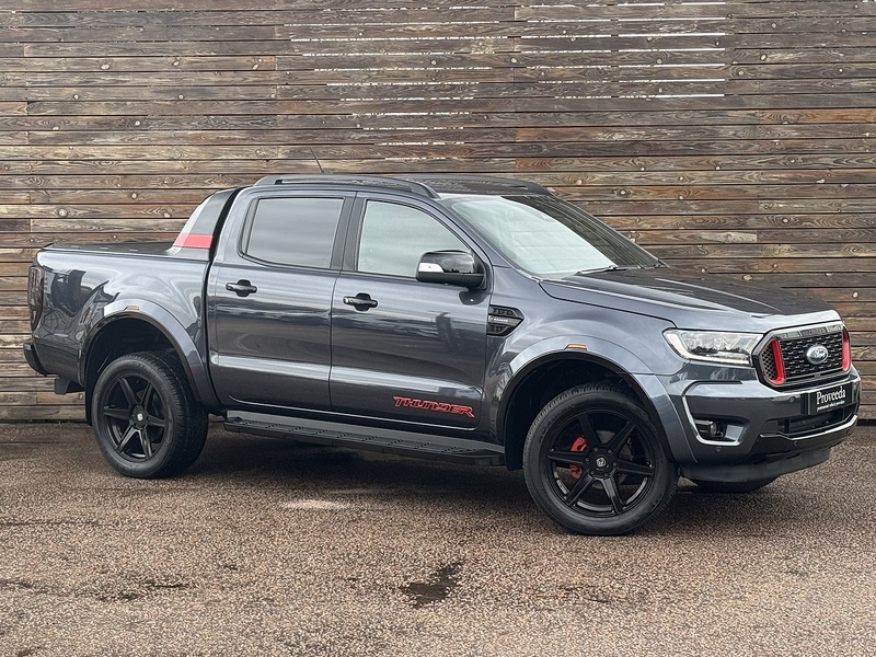 Ford Ranger 2020'70 EcoBlue Wildtrak | Side Steps | Mud Flaps - U8925