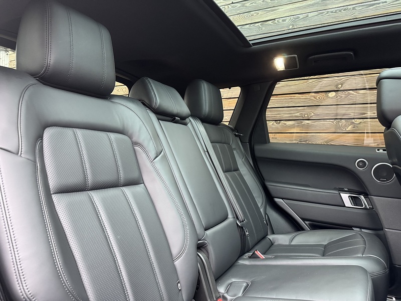 Land Rover Range Rover Sport 2021'71 D300 MHEV HSE Dynamic Black | Pan Roof | Lovely Spec! - U8929