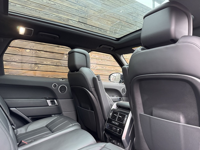 Land Rover Range Rover Sport 2021'71 D300 MHEV HSE Dynamic Black | Pan Roof | Lovely Spec! - U8929