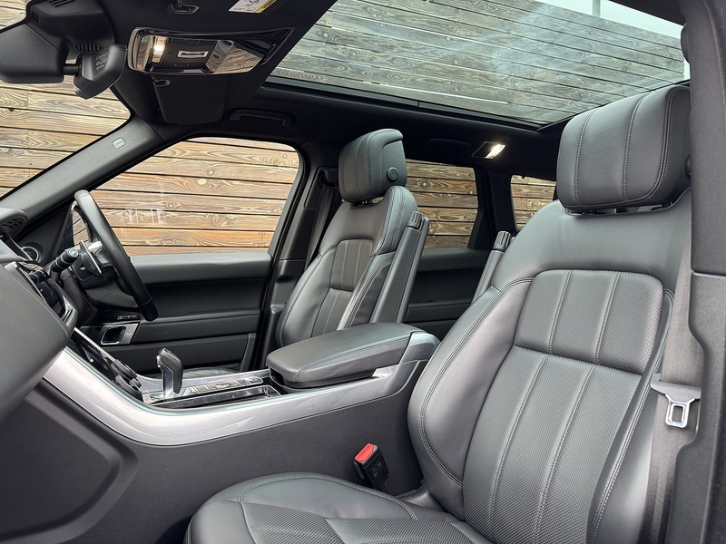 Land Rover Range Rover Sport 2021'71 D300 MHEV HSE Dynamic Black | Pan Roof | Lovely Spec! - U8929
