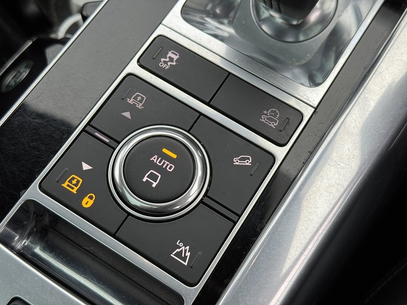 Land Rover Range Rover Sport 2021'71 D300 MHEV HSE Dynamic Black | Pan Roof | Lovely Spec! - U8929