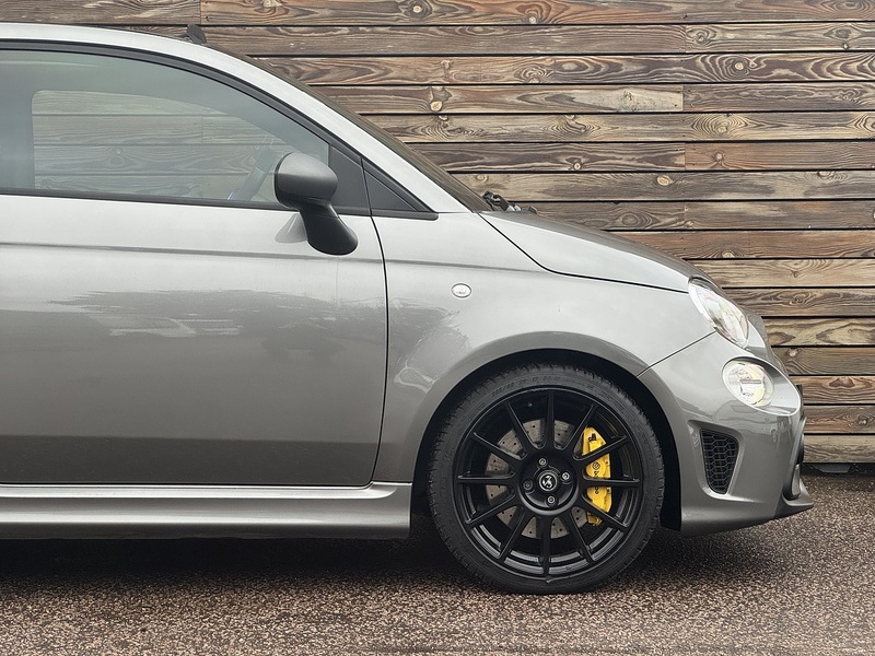 Abarth 695C 2024'24 Competizione | Proper Pocket Rocket! - U8940