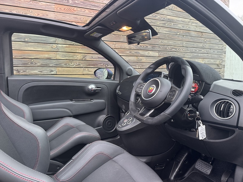 Abarth 695C 2024'24 Competizione | Proper Pocket Rocket! - U8940