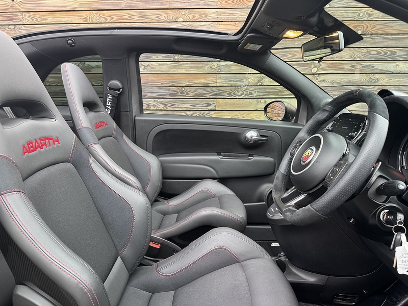 Abarth 695C 2024'24 Competizione | Proper Pocket Rocket! - U8940