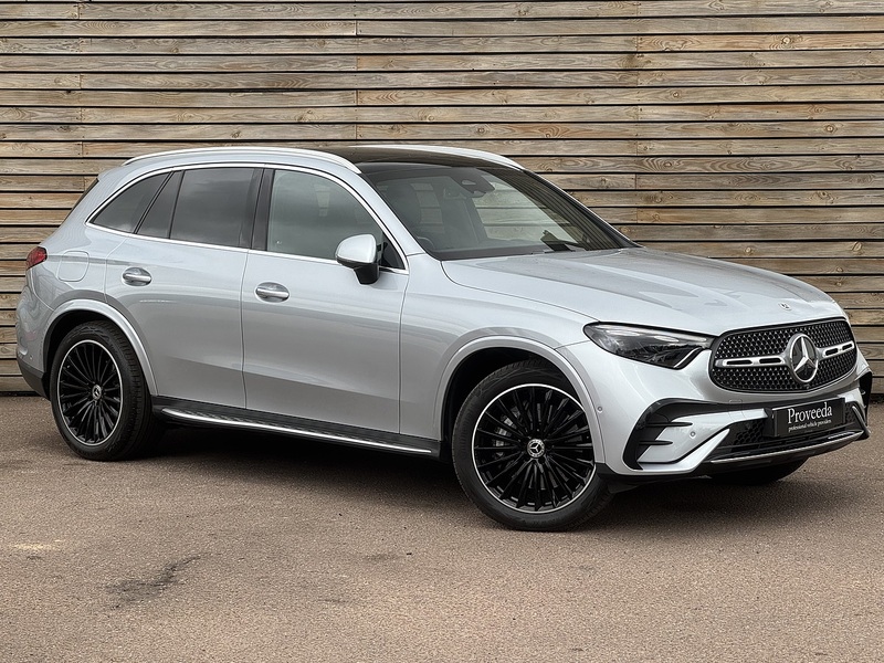 Mercedes-Benz GLC 2023'23 GLC300dh MHEV AMG Line (Premium Plus) | Pan Roof | Ambient Lighting - U8942