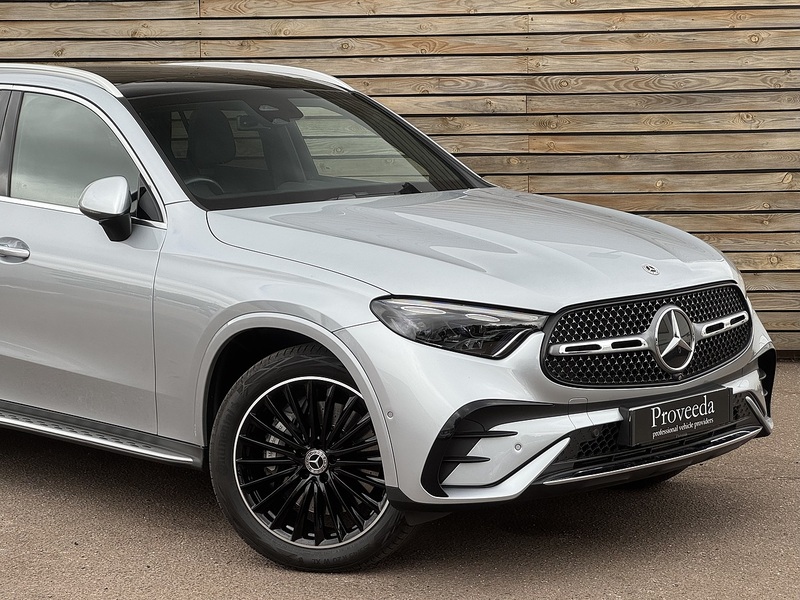 Mercedes-Benz GLC 2023'23 GLC300dh MHEV AMG Line (Premium Plus) | Pan Roof | Ambient Lighting - U8942