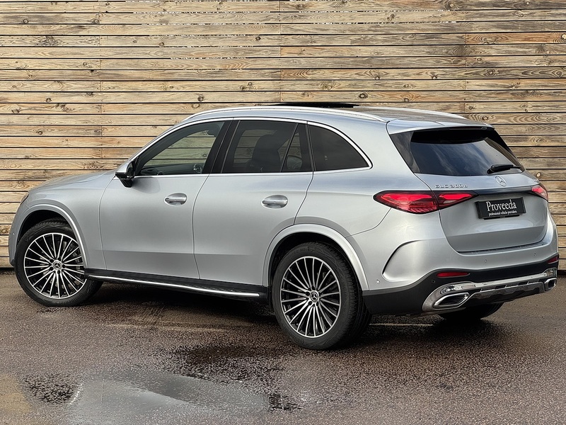 Mercedes-Benz GLC 2023'23 GLC300dh MHEV AMG Line (Premium Plus) | Pan Roof | Ambient Lighting - U8942