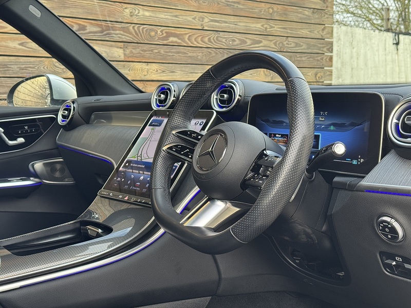 Mercedes-Benz GLC 2023'23 GLC300dh MHEV AMG Line (Premium Plus) | Pan Roof | Ambient Lighting - U8942