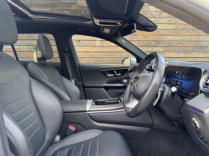 Mercedes-Benz GLC 2023'23 GLC300dh MHEV AMG Line (Premium Plus) | Pan Roof | Ambient Lighting - U8942