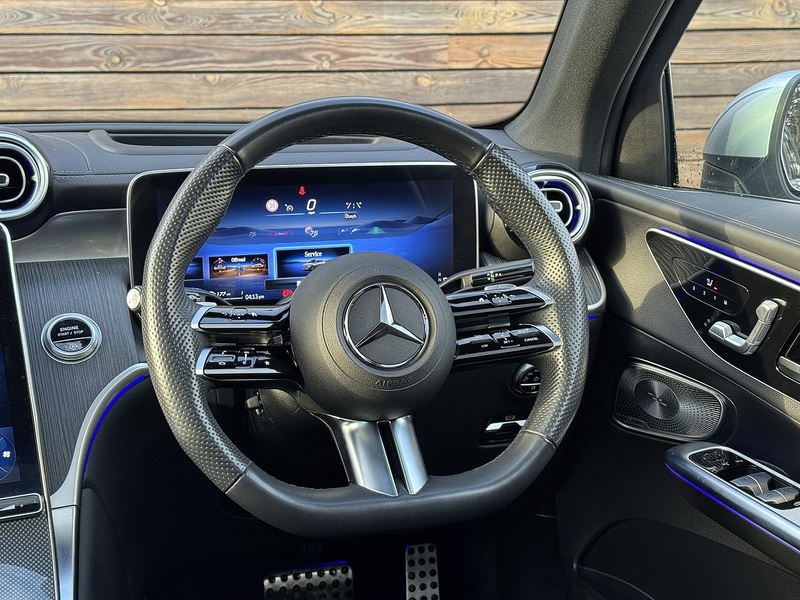 Mercedes-Benz GLC 2023'23 GLC300dh MHEV AMG Line (Premium Plus) | Pan Roof | Ambient Lighting - U8942