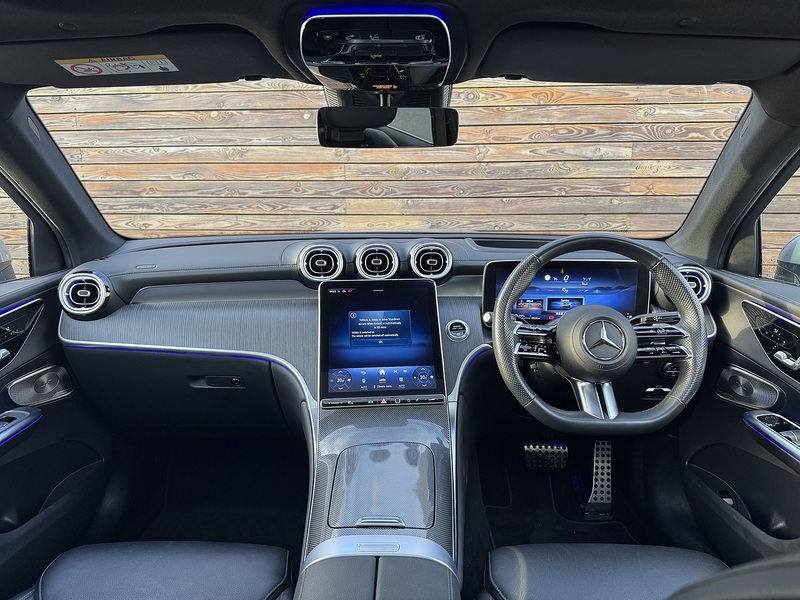 Mercedes-Benz GLC 2023'23 GLC300dh MHEV AMG Line (Premium Plus) | Pan Roof | Ambient Lighting - U8942