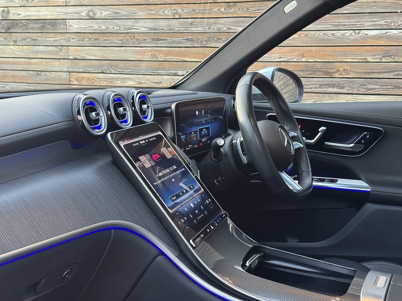 Mercedes-Benz GLC 2023'23 GLC300dh MHEV AMG Line (Premium Plus) | Pan Roof | Ambient Lighting - U8942