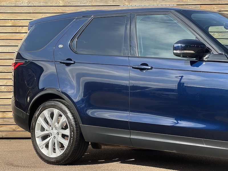 Land Rover Discovery 2022'72 D300 MHEV SE Commercial | Rear Seat Conv Available - U8948