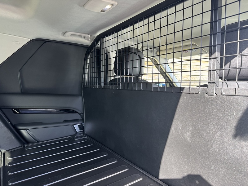 Land Rover Discovery 2022'72 D300 MHEV SE Commercial | Rear Seat Conv Available - U8948