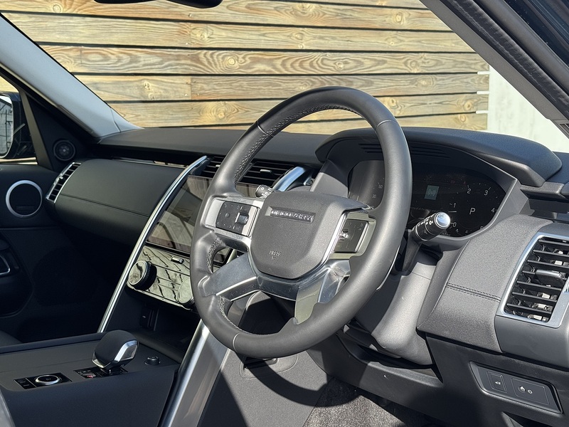 Land Rover Discovery 2022'72 D300 MHEV SE Commercial | Rear Seat Conv Available - U8948