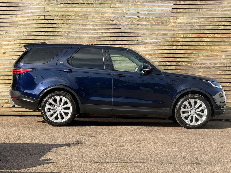 Land Rover Discovery 2022'72 D300 MHEV SE Commercial | Rear Seat Conv Available - U8948