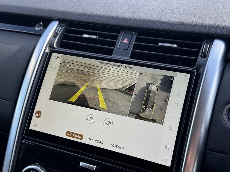 Land Rover Discovery 2022'72 D300 MHEV SE Commercial | Rear Seat Conv Available - U8948