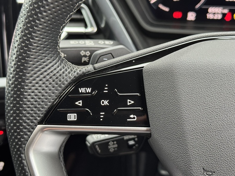 Audi Q4 e-tron 2023'73 Edition 1 | Sonos | Driver Memory Seat - U8952